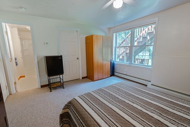 14 Emmanuel Ave, Webster, MA 01570