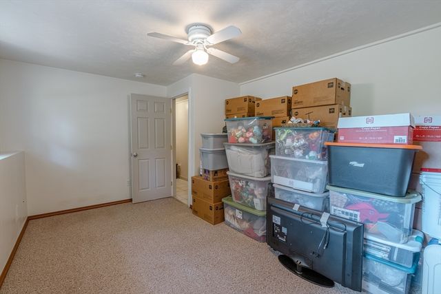 14 Emmanuel Ave, Webster, MA 01570