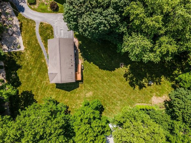 14 Emmanuel Ave, Webster, MA 01570