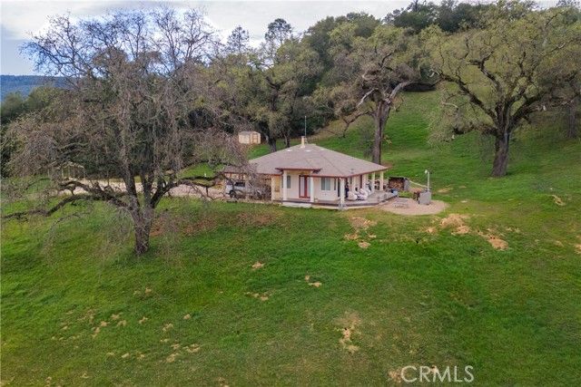 1115 Cypress Mountain Drive, Paso Robles, CA 93446