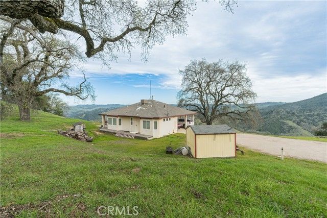 1115 Cypress Mountain Drive, Paso Robles, CA 93446