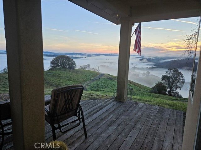 1115 Cypress Mountain Drive, Paso Robles, CA 93446