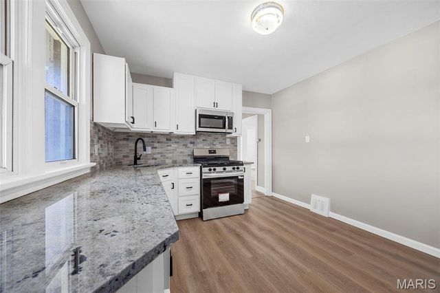 10019 Saint Martha Lane, St Ann, MO 63074