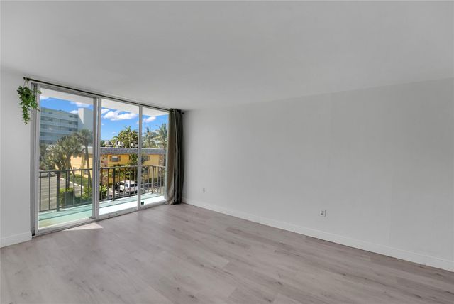 301 Croton Ave 302, Lantana, FL 33462