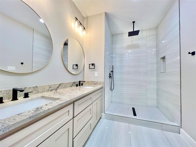 11905 23rd St, Santa Fe, TX 77510