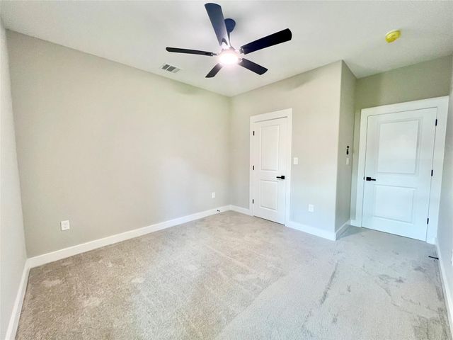 11905 23rd St, Santa Fe, TX 77510