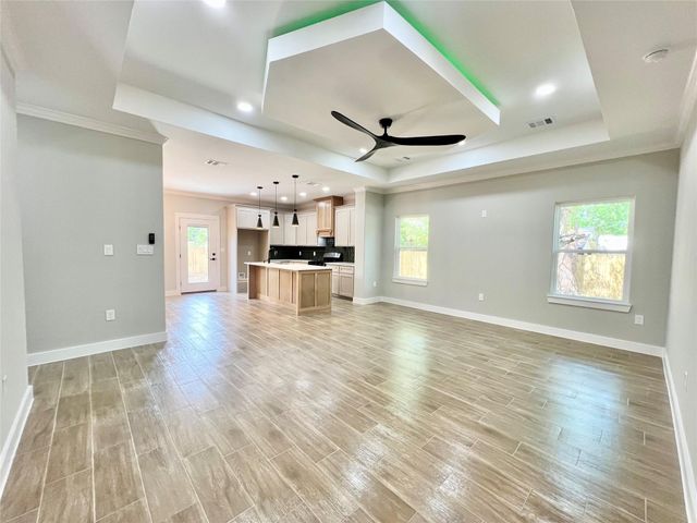 11905 23rd St, Santa Fe, TX 77510