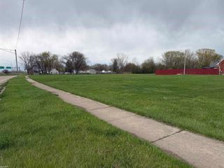19861 Fenton Street, Roseville, MI 48066
