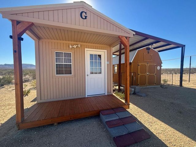 2980 E Helt Dr, Terlingua, TX 79852