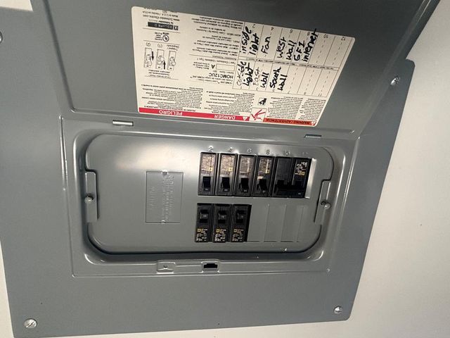 2980 E Helt Dr, Terlingua, TX 79852