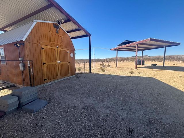 2980 E Helt Dr, Terlingua, TX 79852