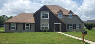 8 Katherine Place, Gulfport, MS 39503