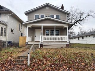 385 S Burgess Avenue, Columbus, OH 43204