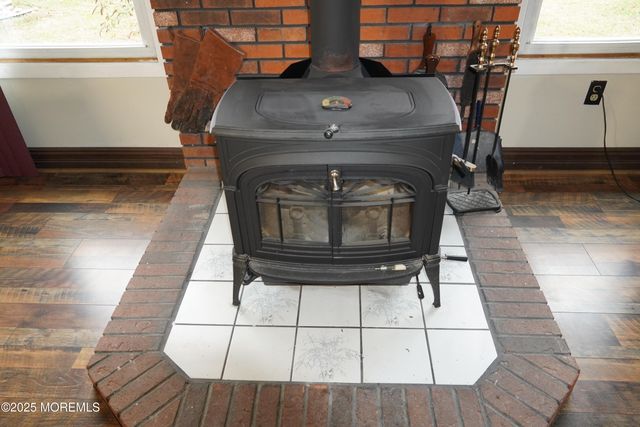 5 Summit Avenue, Manalapan, NJ 07726