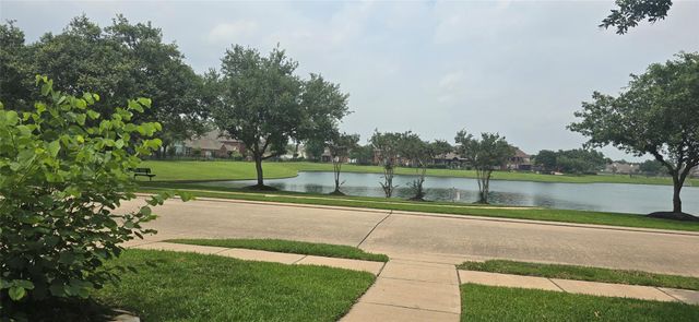 9406 Sunlake Drive, Pearland, TX 77584
