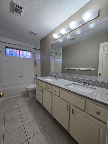 9406 Sunlake Drive, Pearland, TX 77584