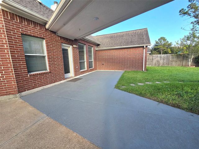 9406 Sunlake Drive, Pearland, TX 77584