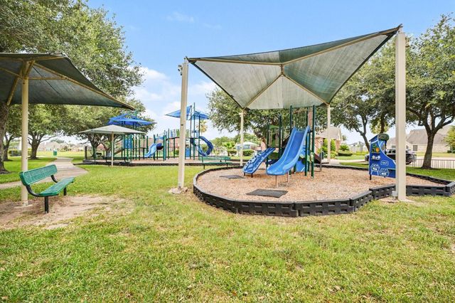 9406 Sunlake Drive, Pearland, TX 77584