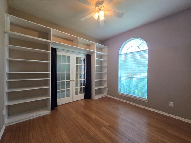 9406 Sunlake Drive, Pearland, TX 77584