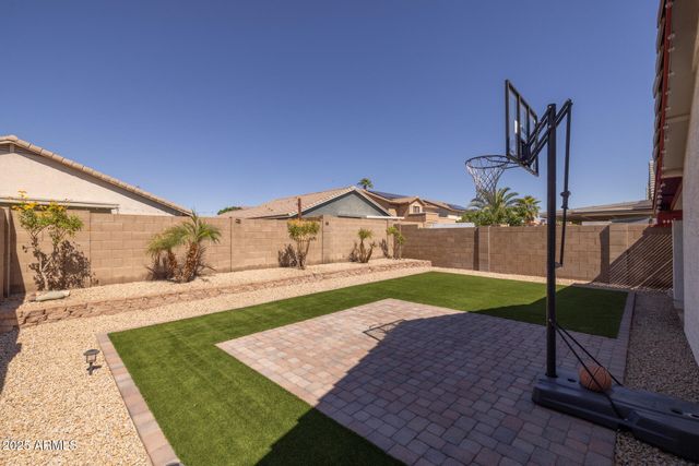 3020 W COVEY Lane, Phoenix, AZ 85027