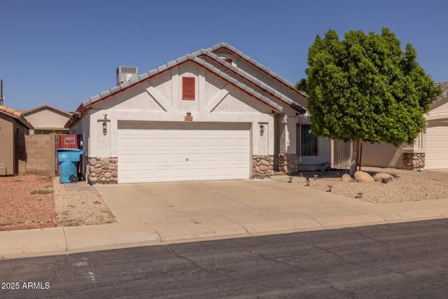 3020 W COVEY Lane, Phoenix, AZ 85027