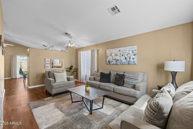 3020 W COVEY Lane, Phoenix, AZ 85027