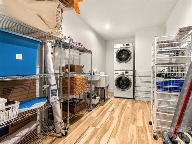 60 Mardell Circle, Asheville, NC 28806