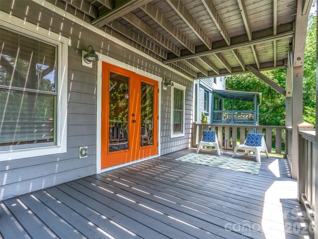 60 Mardell Circle, Asheville, NC 28806