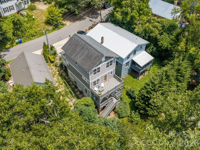 60 Mardell Circle, Asheville, NC 28806