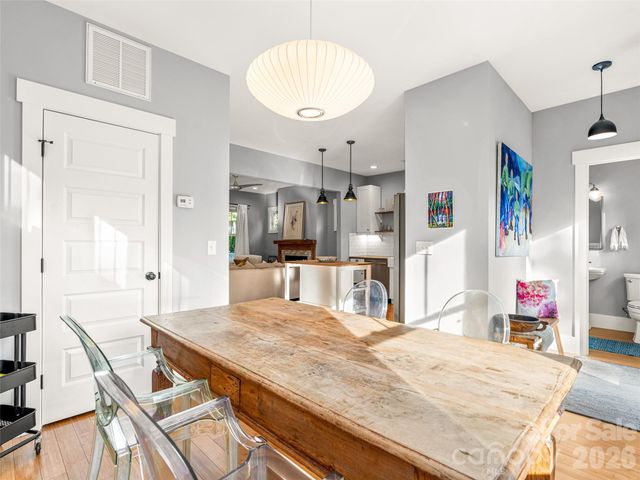 60 Mardell Circle, Asheville, NC 28806