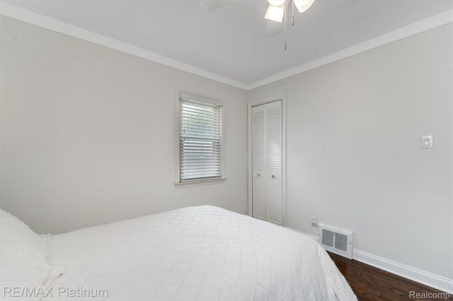2194 Tyler Avenue, Berkley, MI 48072