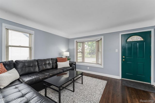 2194 Tyler Avenue, Berkley, MI 48072