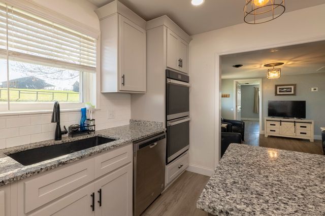 360 Brown-Colyer Road, Eubank, KY 42567