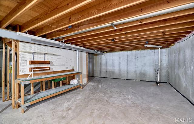 15 Pinehurst Ridge Court, O'fallon, MO 63366