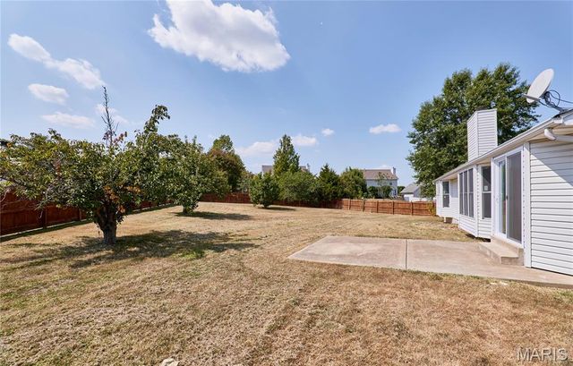 15 Pinehurst Ridge Court, O'fallon, MO 63366