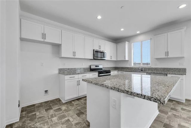 27400 Golden Nugget St, Menifee, CA 92586