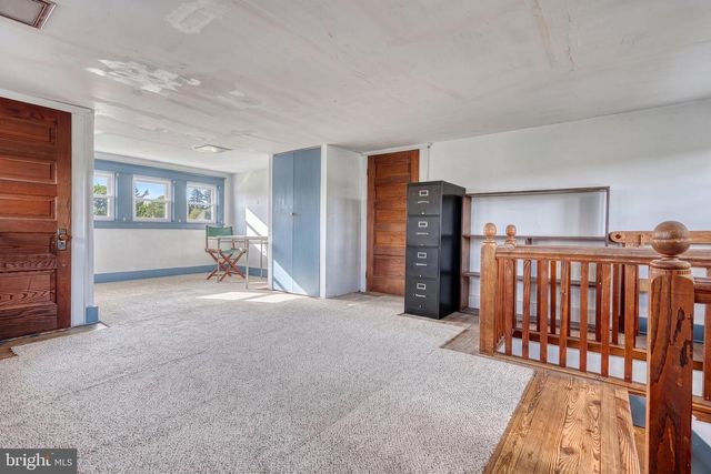 19 S CONSTITUTION AVE, New Freedom, PA 17349