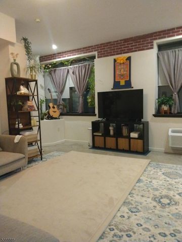111 Mulberry St 6J, Newark City, NJ 07102