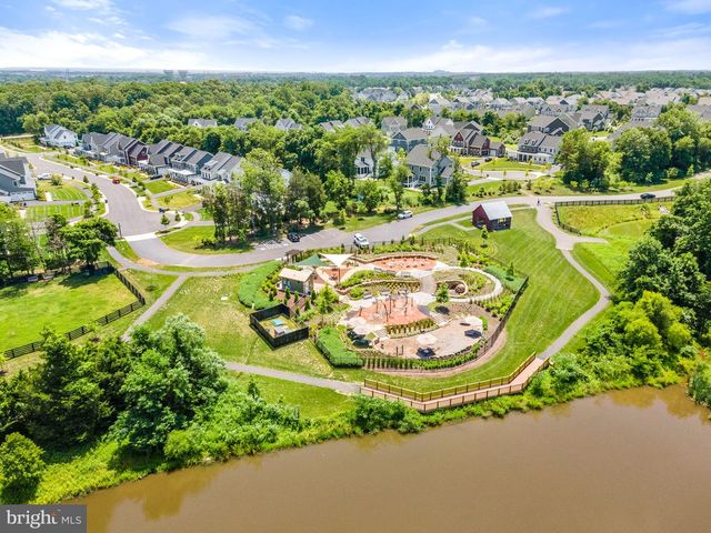 40777 FOXTAIL FIELDS DR, Aldie, VA 20105