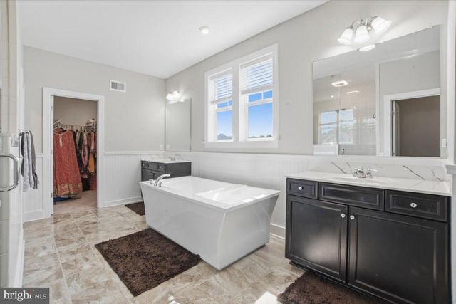 40777 FOXTAIL FIELDS DR, Aldie, VA 20105