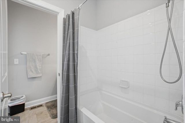 40777 FOXTAIL FIELDS DR, Aldie, VA 20105