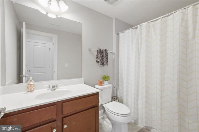 40777 FOXTAIL FIELDS DR, Aldie, VA 20105