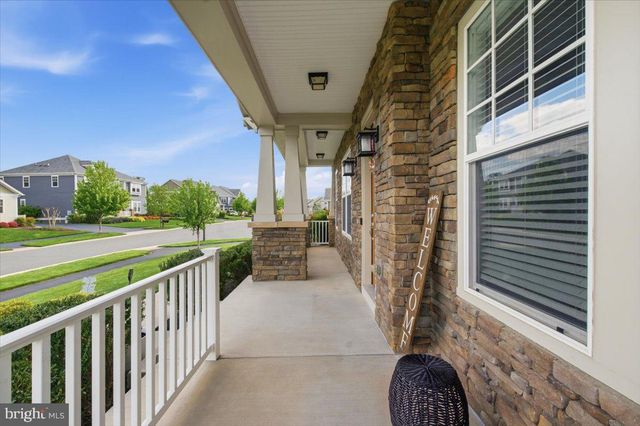 40777 FOXTAIL FIELDS DR, Aldie, VA 20105