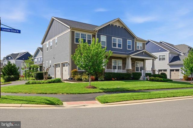 40777 FOXTAIL FIELDS DR, Aldie, VA 20105