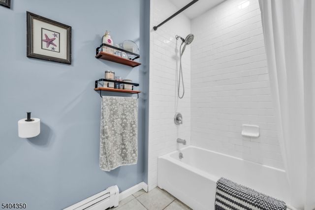 20 Park Ave, Lopatcong Twp., NJ 08865