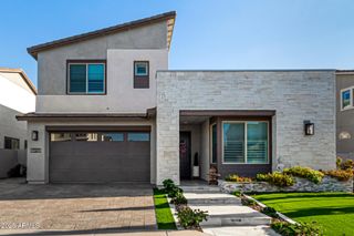 1501 E RAKESTRAW Lane, Gilbert, AZ 85298