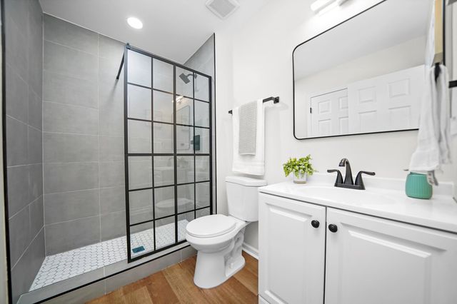 1668 Hidden Valley Drive, Bolingbrook, IL 60490