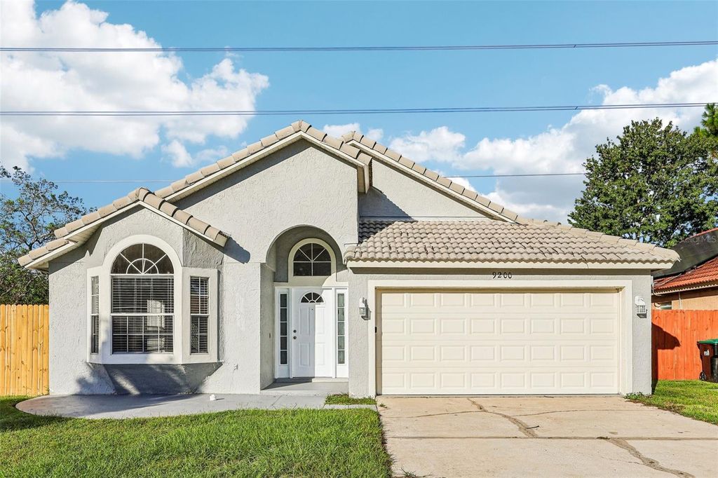 Image 1 of property listing at 9200 VALENCIA PALMS DRIVE, Orlando, FL 32825