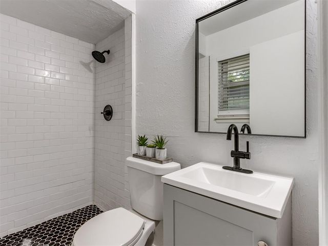 3409 Shadybrook Drive, Midwest City, OK 73110