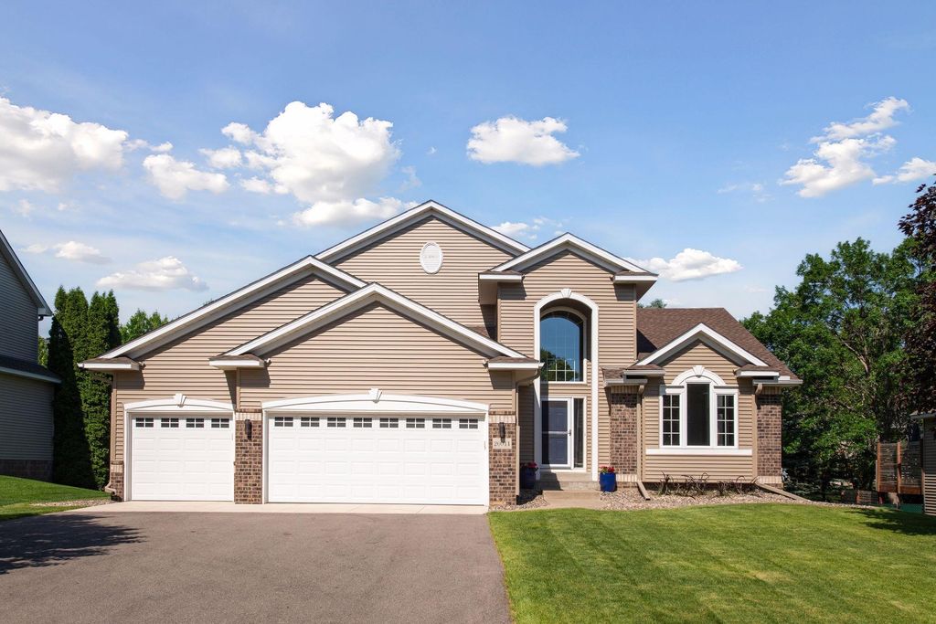 20911 Illinois Path, Lakeville, MN 55044 — exterior